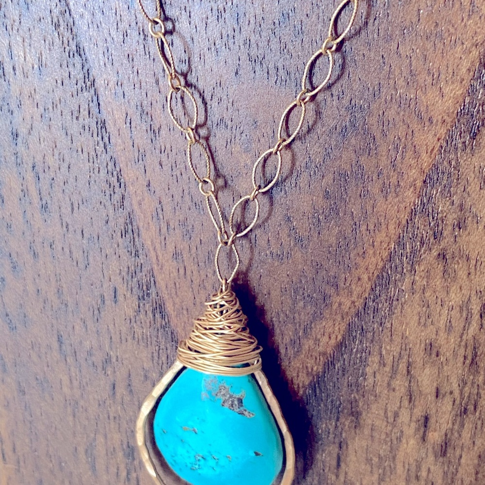 Gorgeous Sterling silver Gold Filled natural Turquoise stone pendant necklace. - Picture 6 of 7